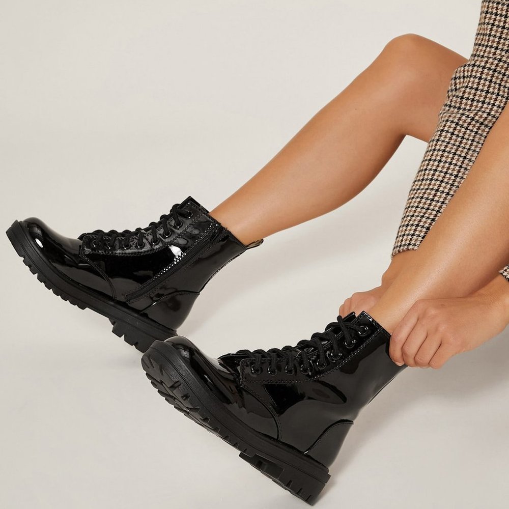 NEW🔥Faux Patent Leather Lace-Up Combat Military Ankle Boot Booties Lug Platform